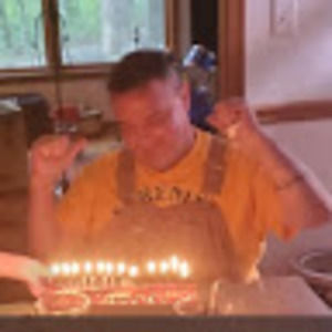 Meet your Posher, Adam